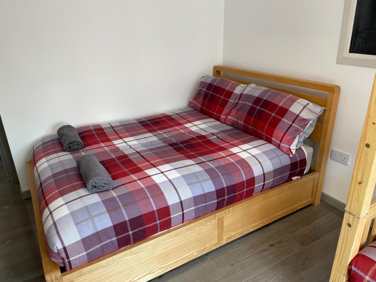 Rooms In Ίνβερνες Εξωτερικό φωτογραφία