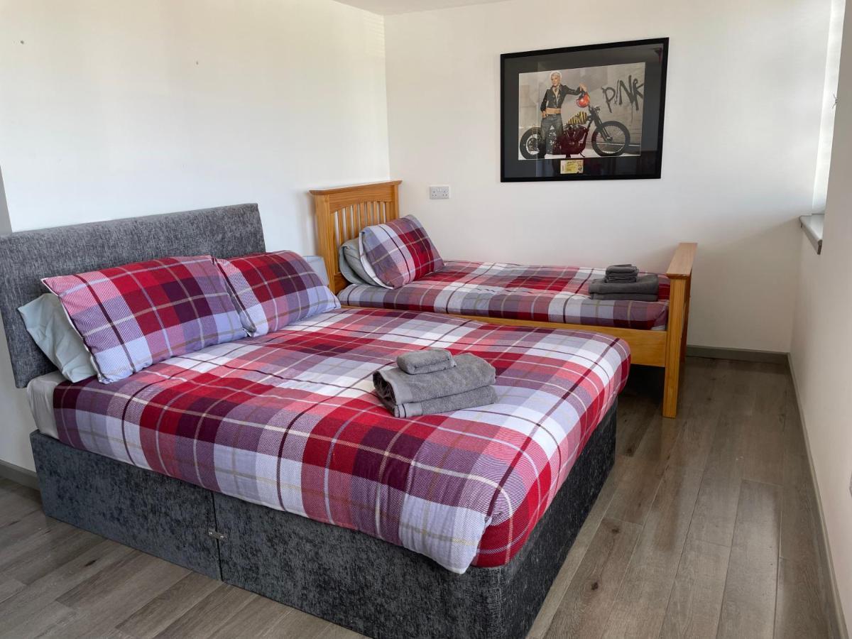 Rooms In Ίνβερνες Εξωτερικό φωτογραφία
